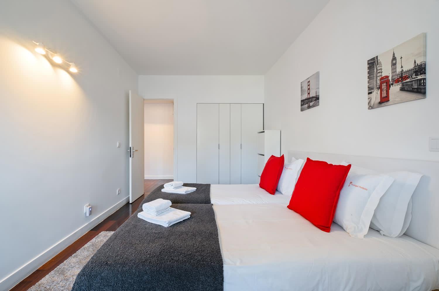 Portugal Portfolio - Oxford Penthouse Apartment *